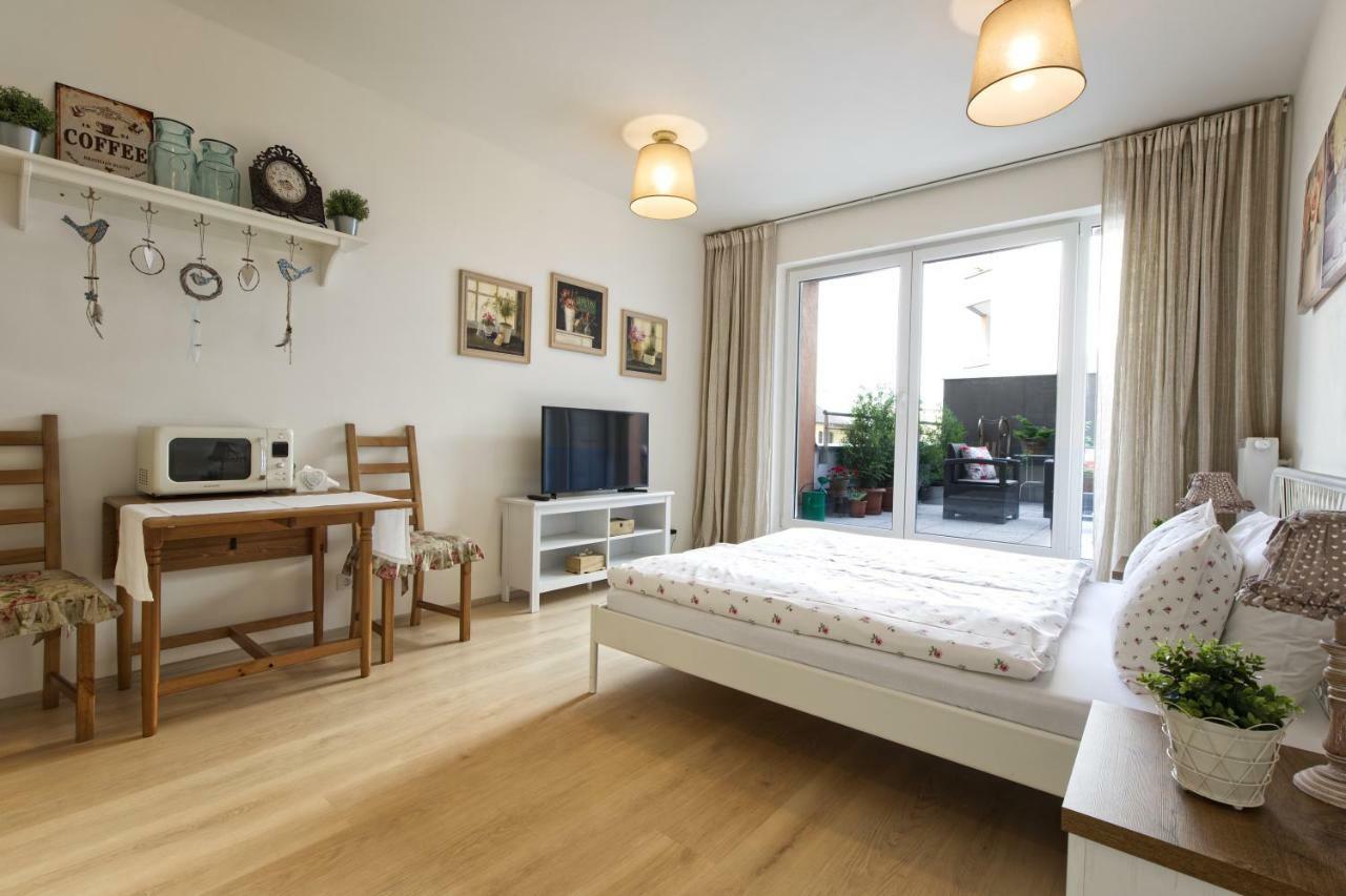 Cosy Rosie's Apartment Prague